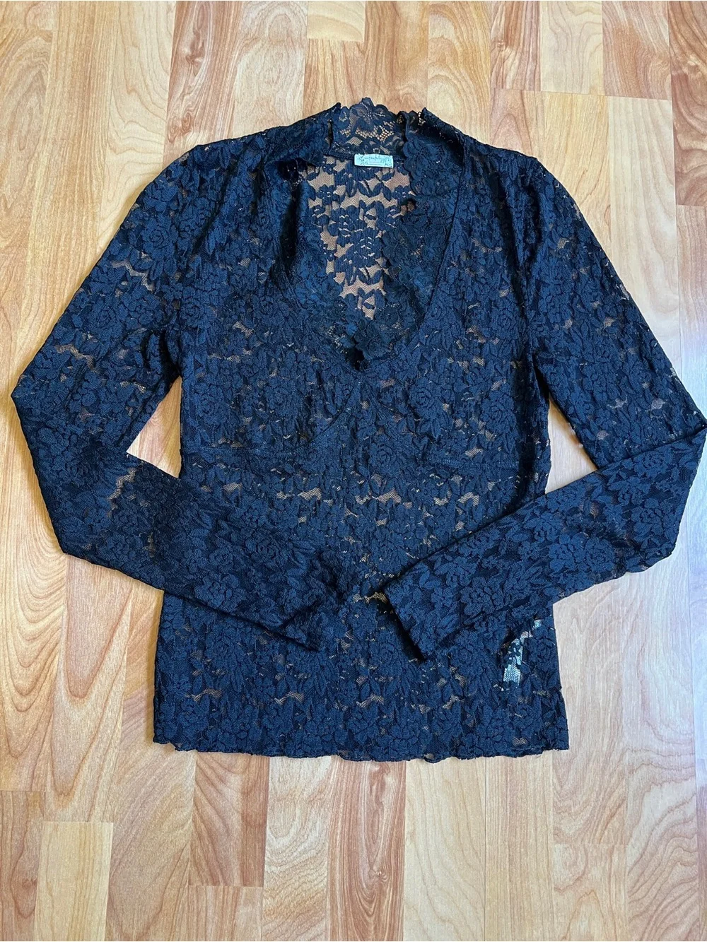 EUC Free People Intimately Black Floral Lace Top sz Medium